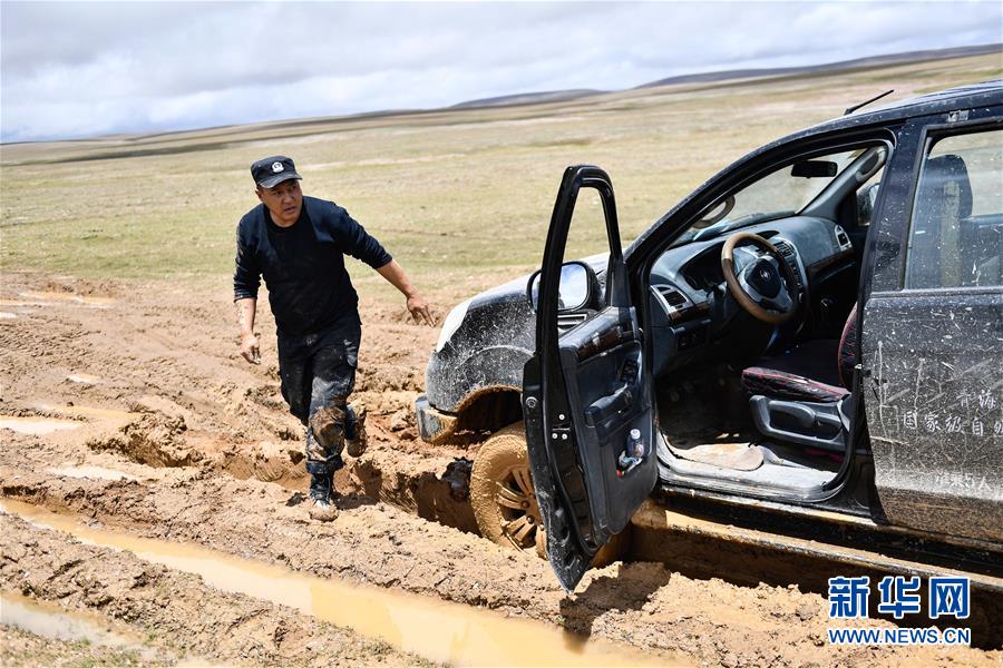 （圖文互動(dòng)）（3）記者手記：可可西里，“挪”向“藏羚羊大產(chǎn)房”的14個(gè)半小時(shí)