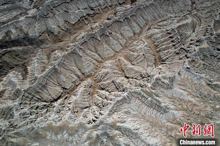 4月5日，西藏阿里札達土林。(無人機照片) 李林 攝