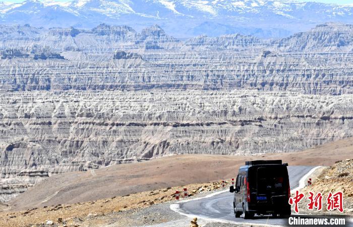 4月5日，西藏阿里札達土林?！±盍?攝